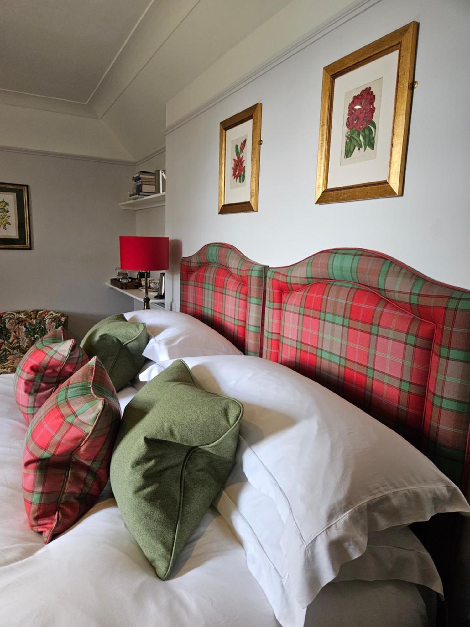 Craggan Bed and Breakfast Ballater Exteriör bild
