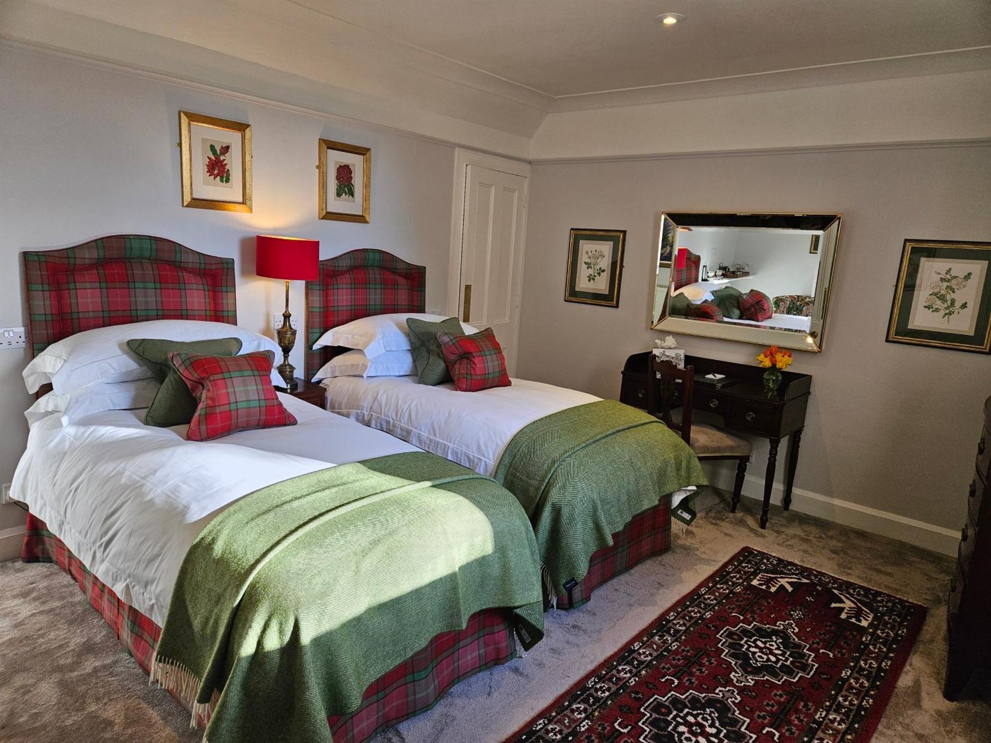 Craggan Bed and Breakfast Ballater Exteriör bild
