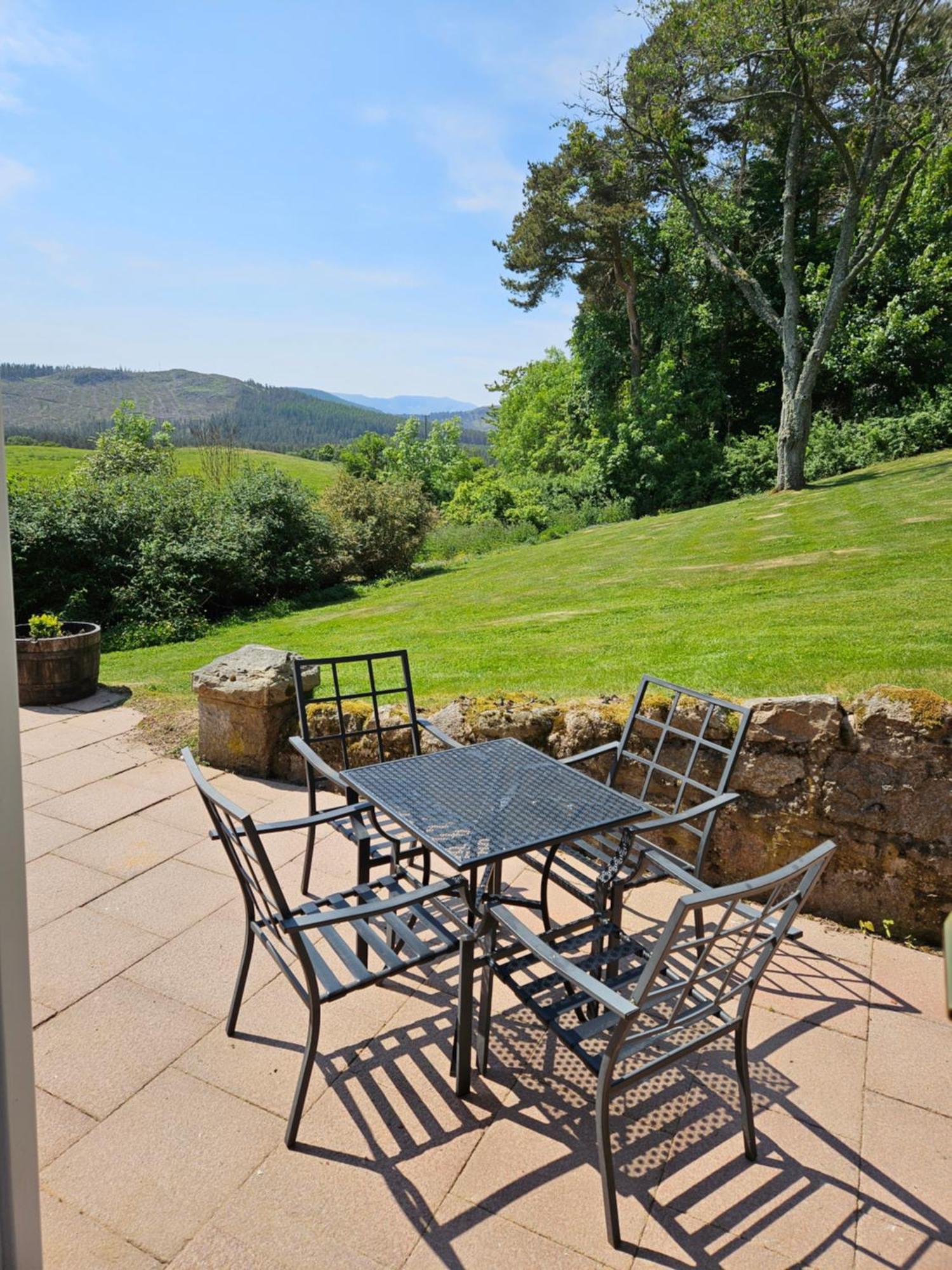Craggan Bed and Breakfast Ballater Exteriör bild