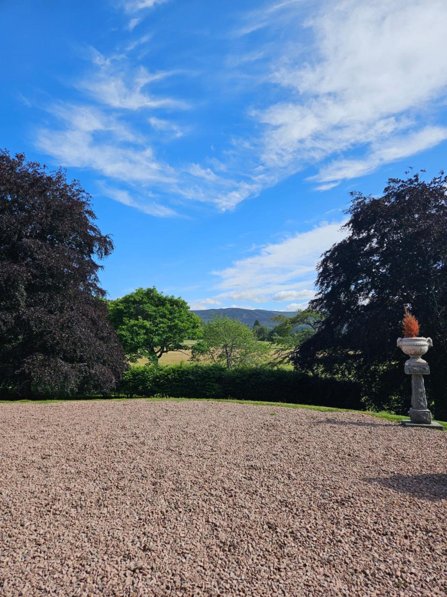 Craggan Bed and Breakfast Ballater Exteriör bild