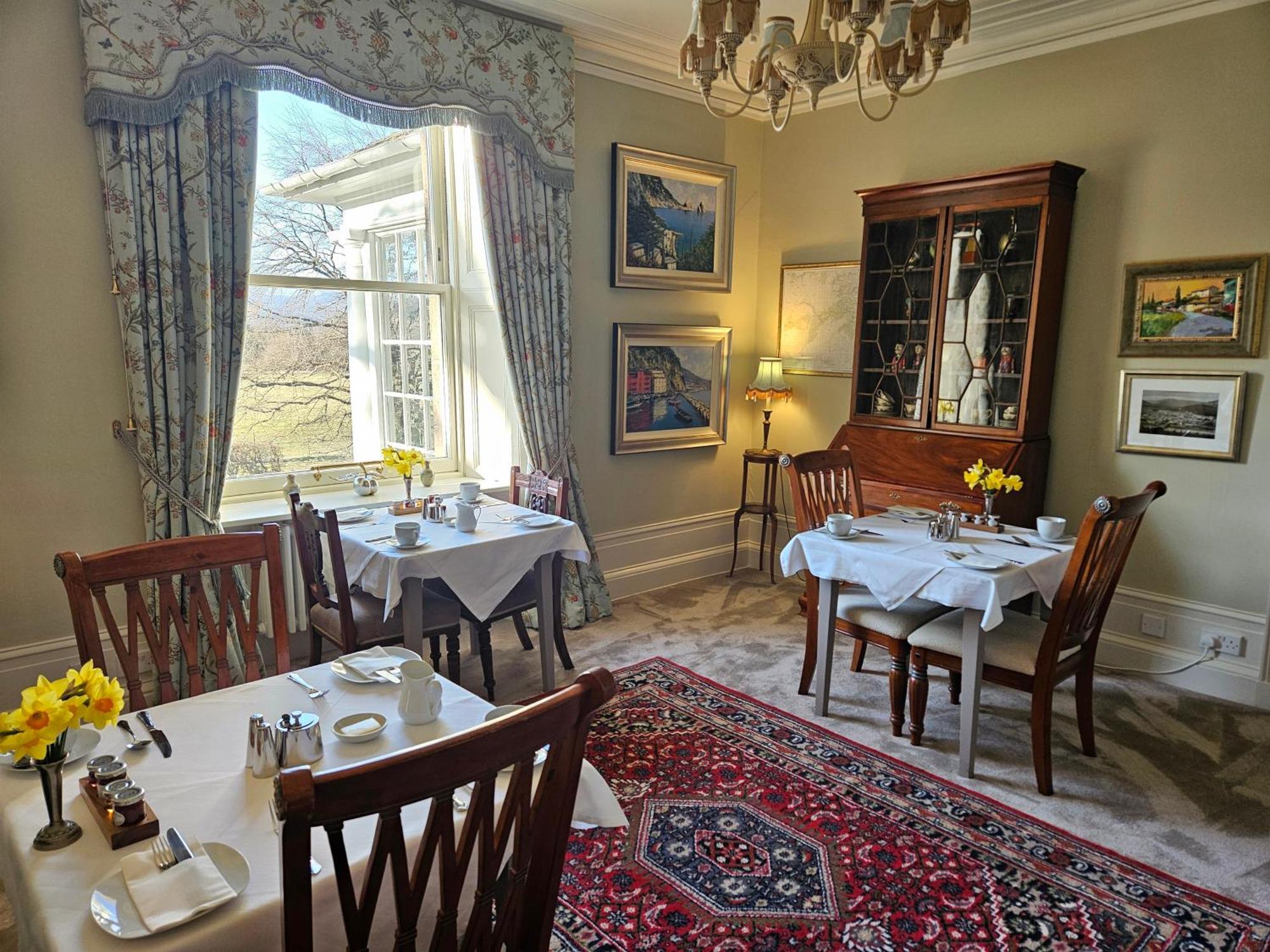 Craggan Bed and Breakfast Ballater Exteriör bild