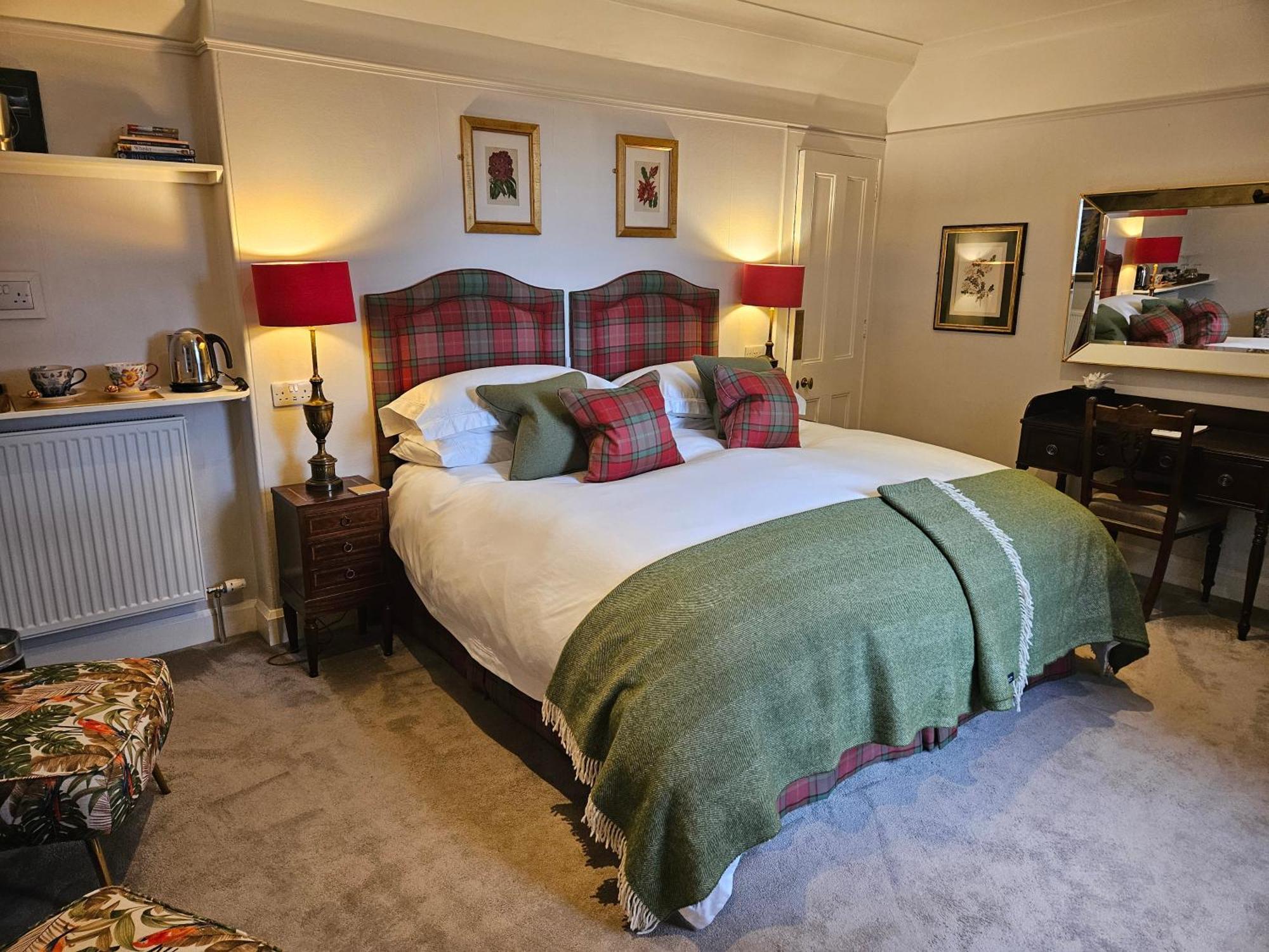 Craggan Bed and Breakfast Ballater Exteriör bild